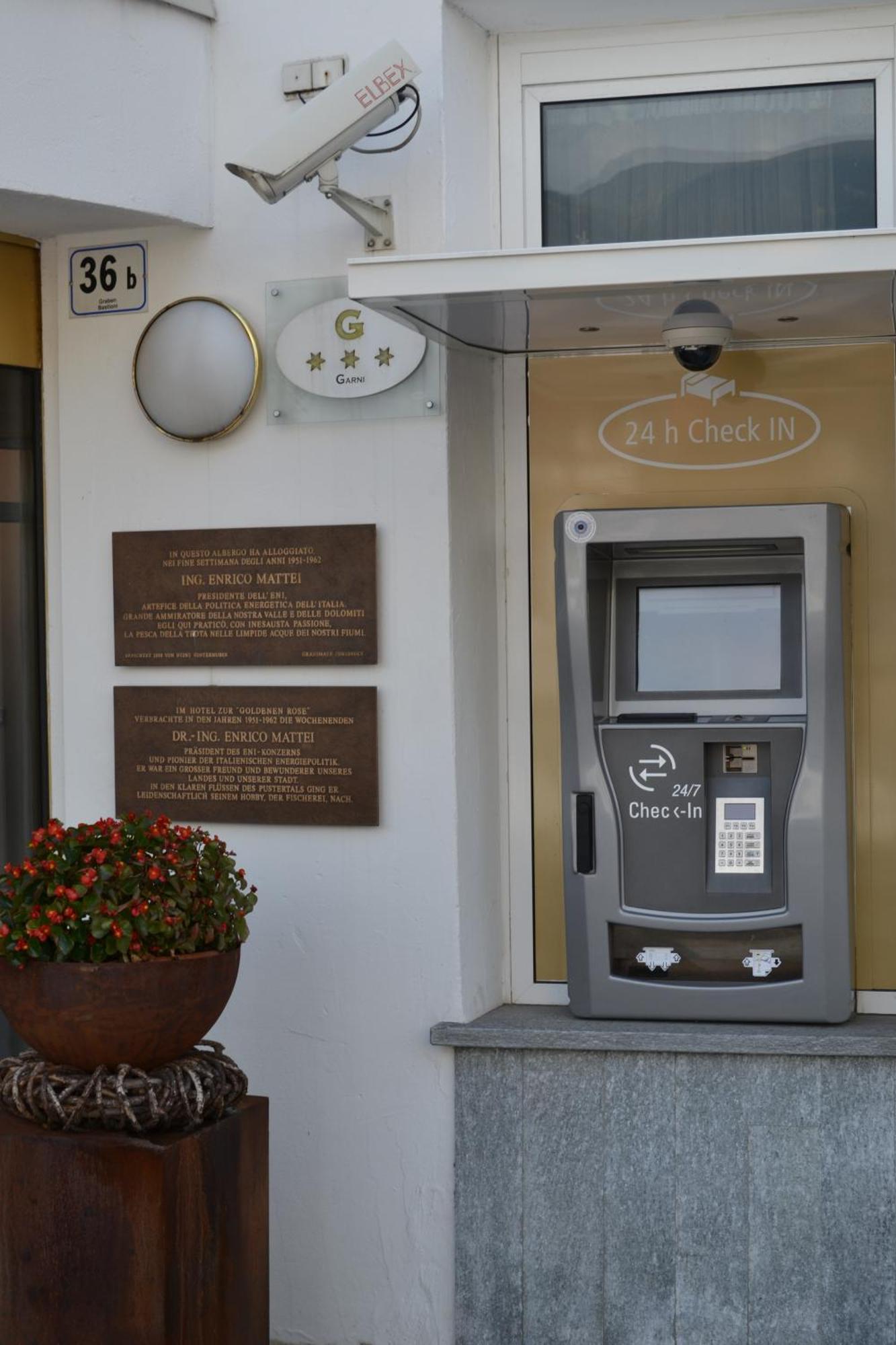 Hotel Goldene Rose 브루니코 외부 사진