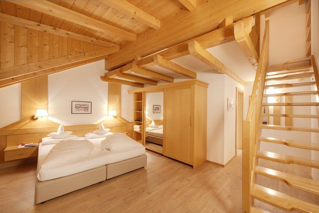 Hotel Goldene Rose 브루니코 외부 사진